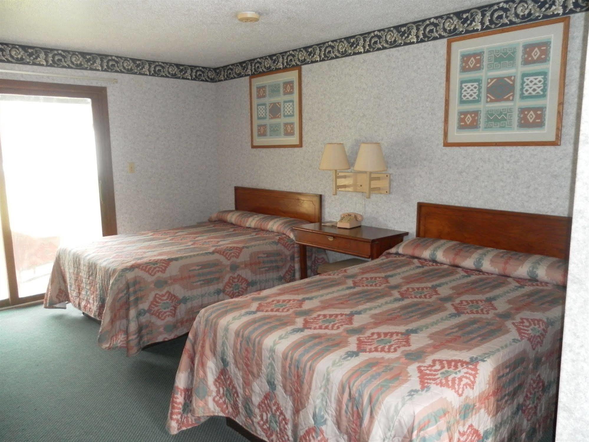 Tide Water Motel Hayes Ordinary Ngoại thất bức ảnh